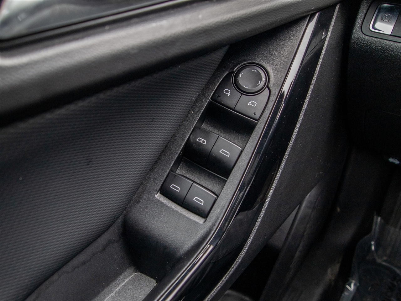 Chevrolet Equinox AWD 4dr LT w/2LT 2025