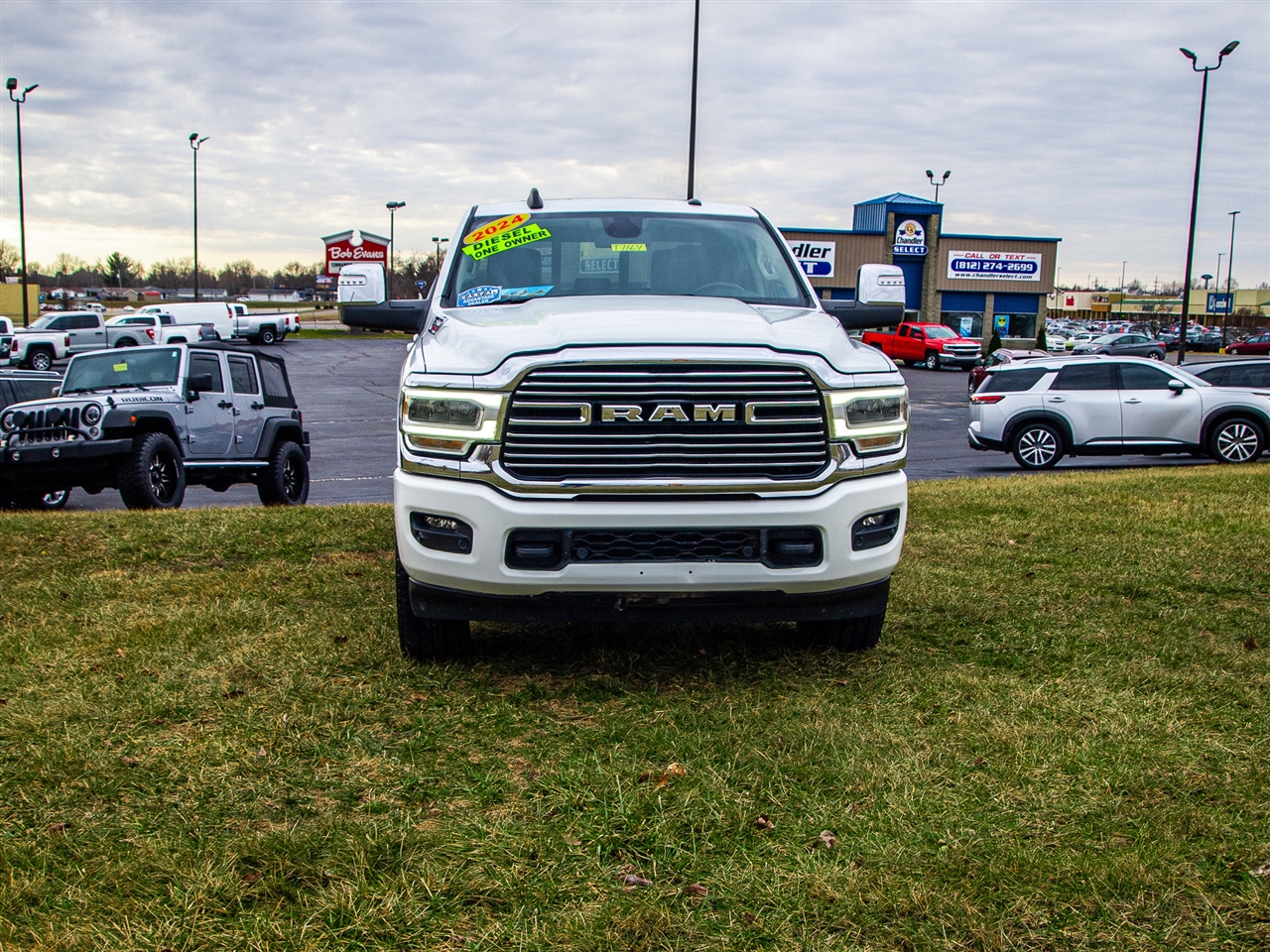RAM 2500 Laramie 4x4 Crew Cab 6'4" Box 2024