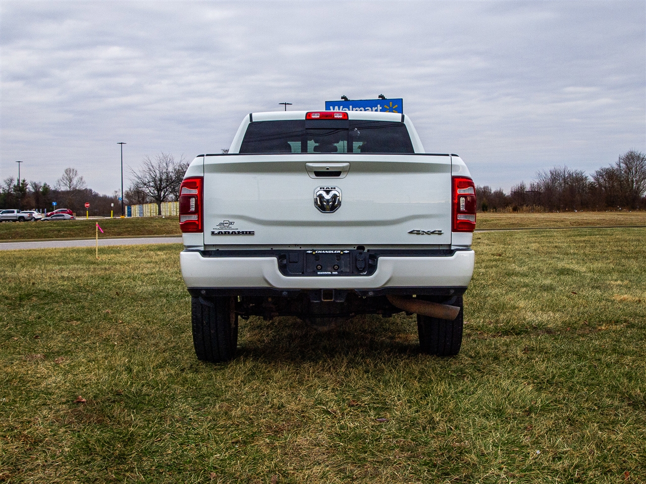 RAM 2500 Laramie 4x4 Crew Cab 6'4" Box 2024