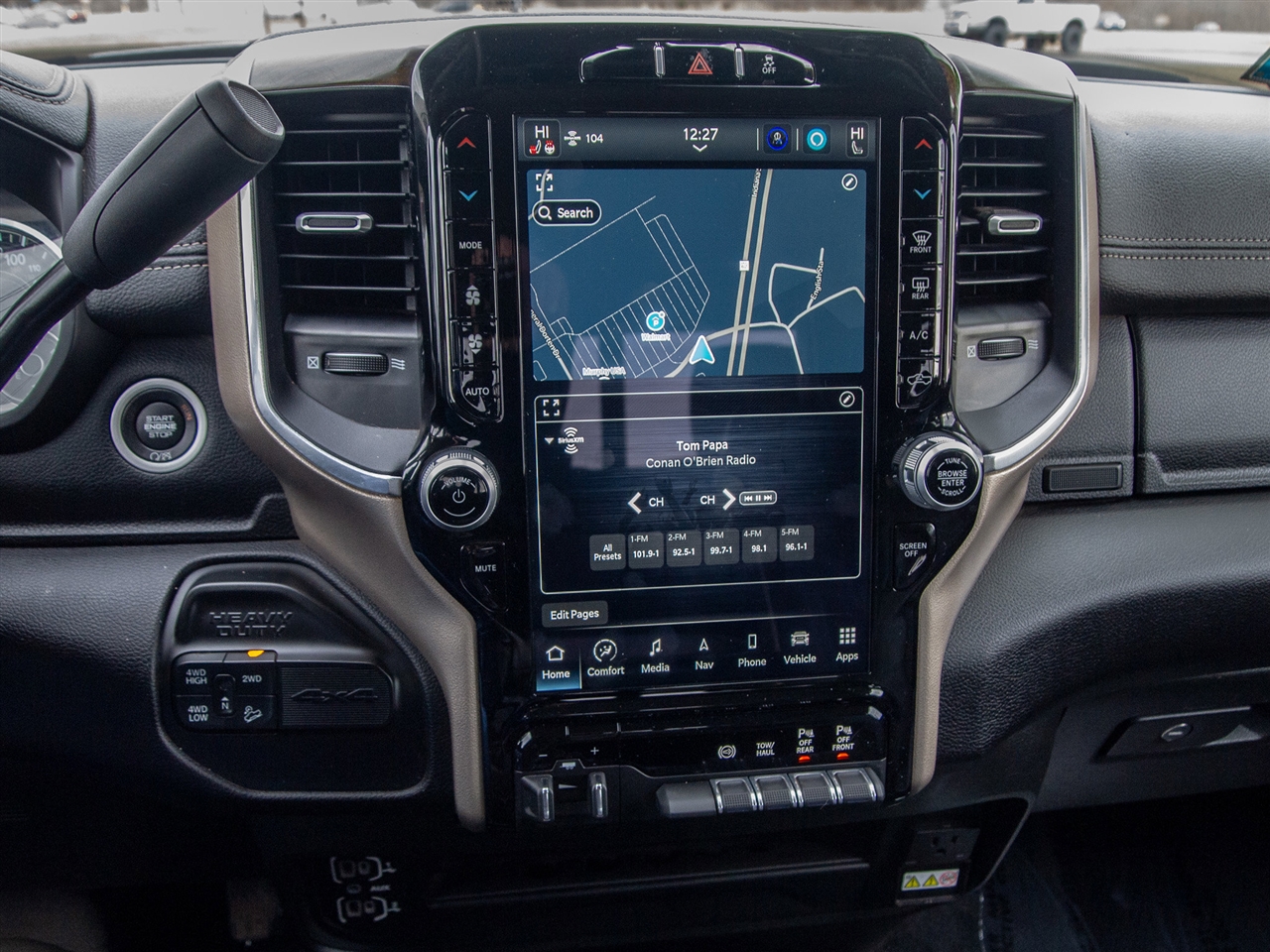 RAM 2500 Laramie 4x4 Crew Cab 6'4" Box 2024