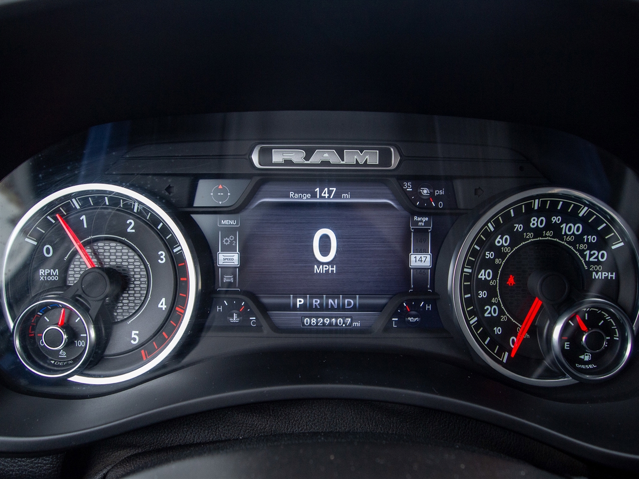 RAM 2500 Laramie 4x4 Crew Cab 6'4" Box 2024