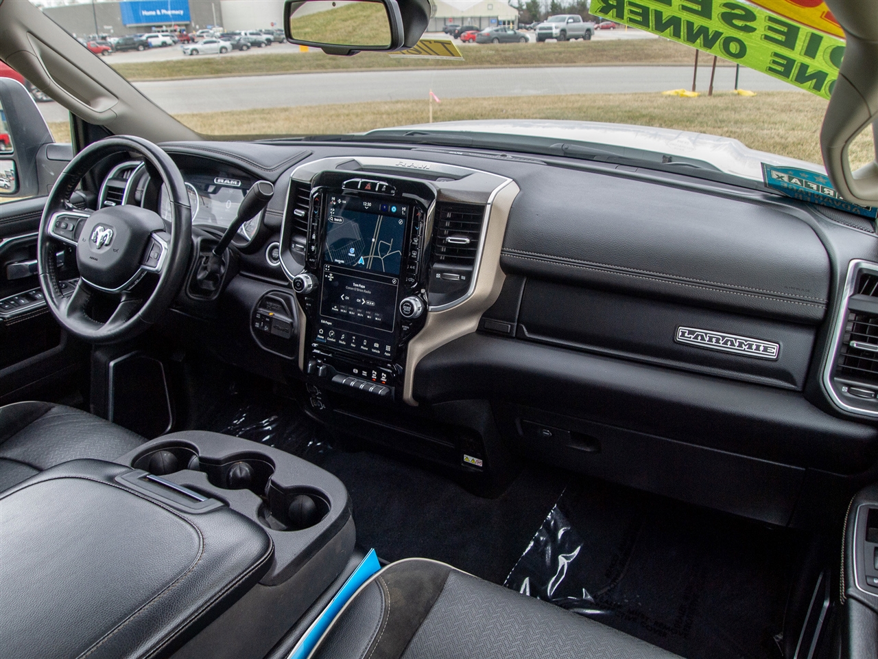 RAM 2500 Laramie 4x4 Crew Cab 6'4" Box 2024