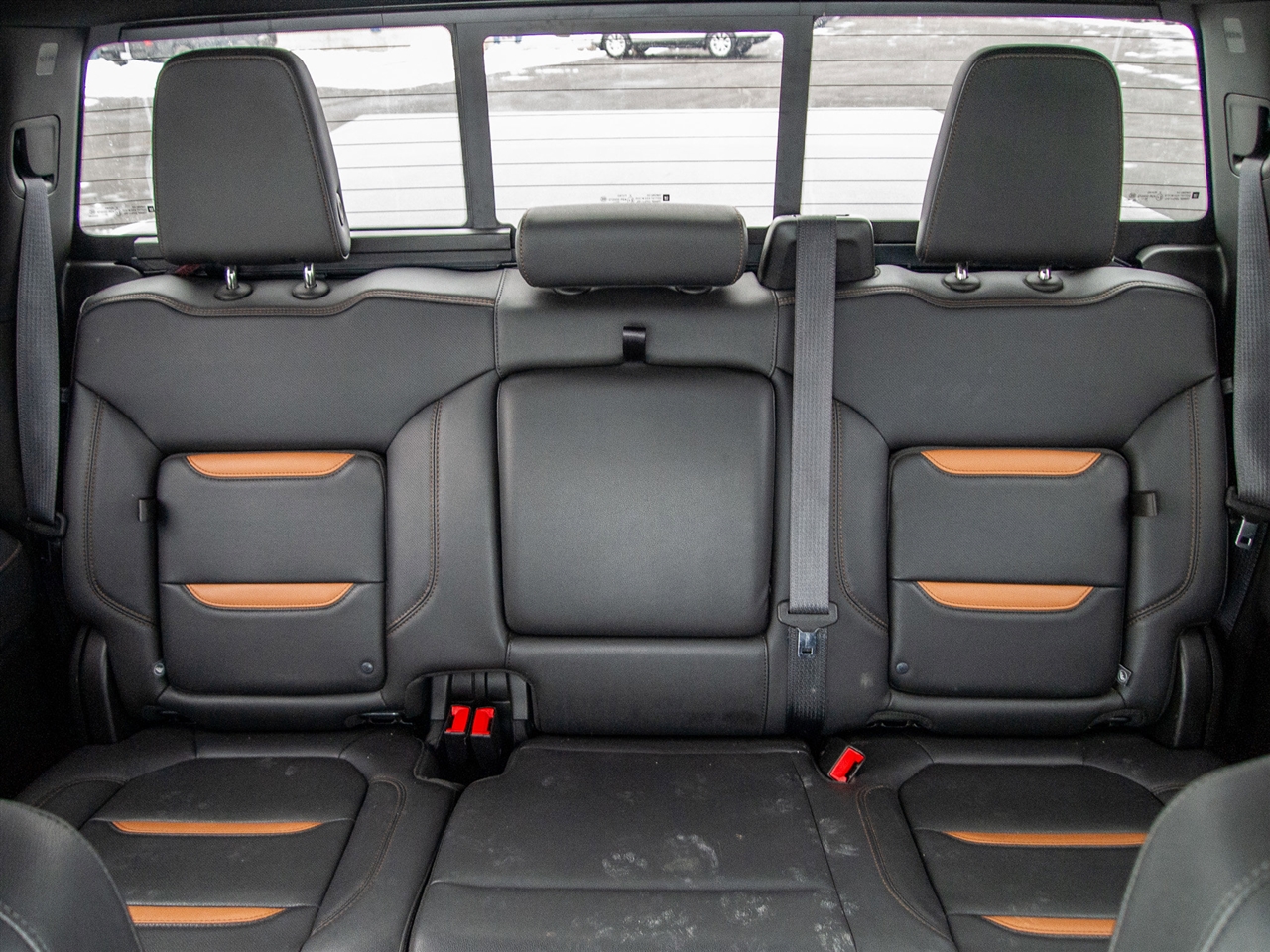 GMC Sierra 1500 4WD Crew Cab 147" AT4 2021