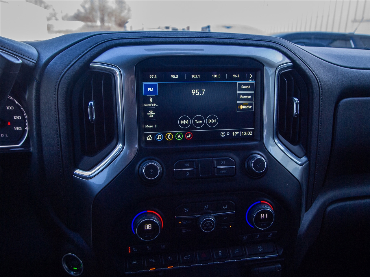 Chevrolet Silverado 1500 4WD Crew Cab 157" LTZ 2021