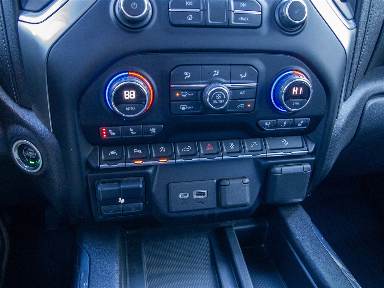 Chevrolet Silverado 1500 4WD Crew Cab 157" LTZ 2021