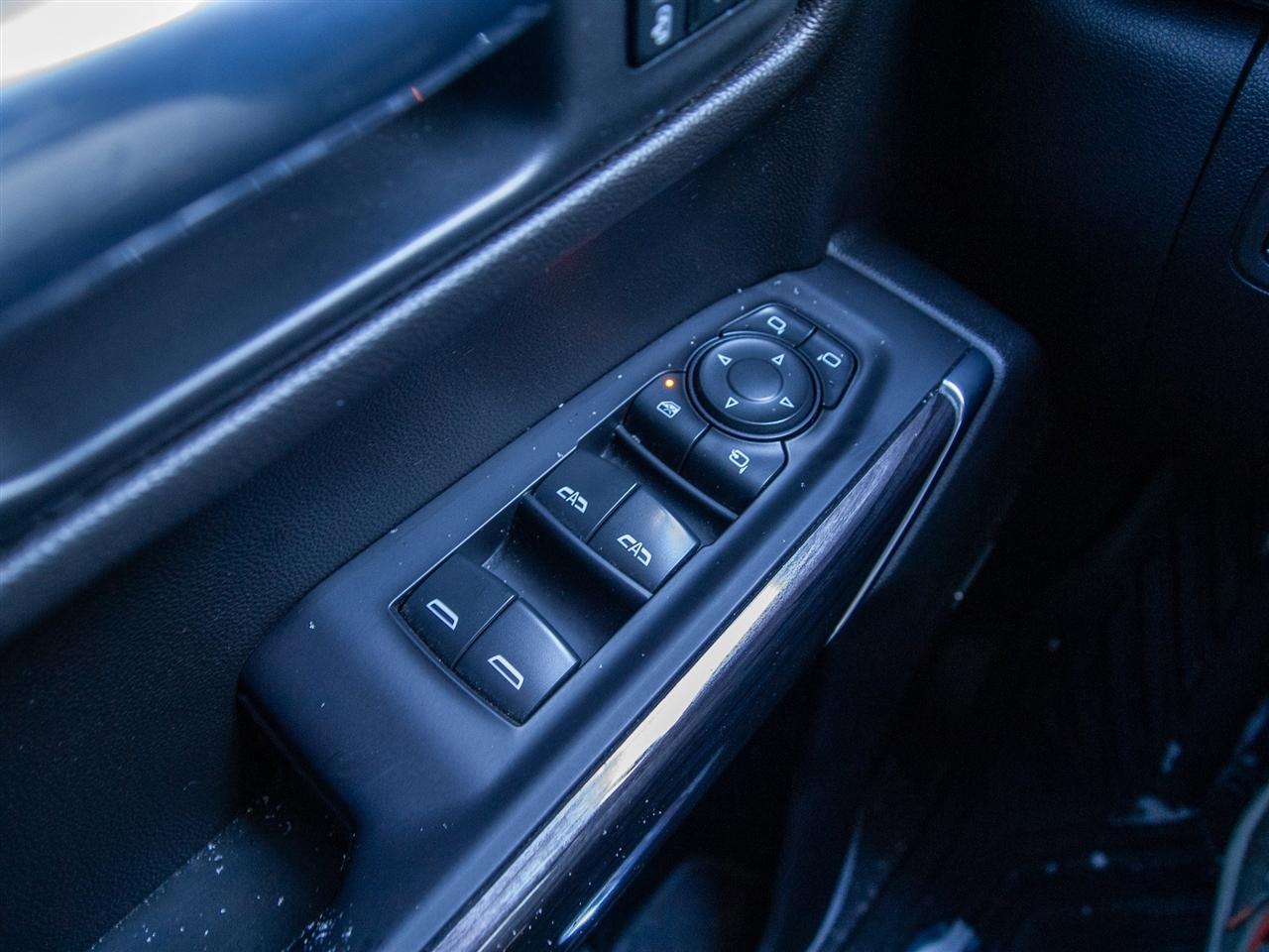 Chevrolet Silverado 1500 4WD Crew Cab 157" LTZ 2021