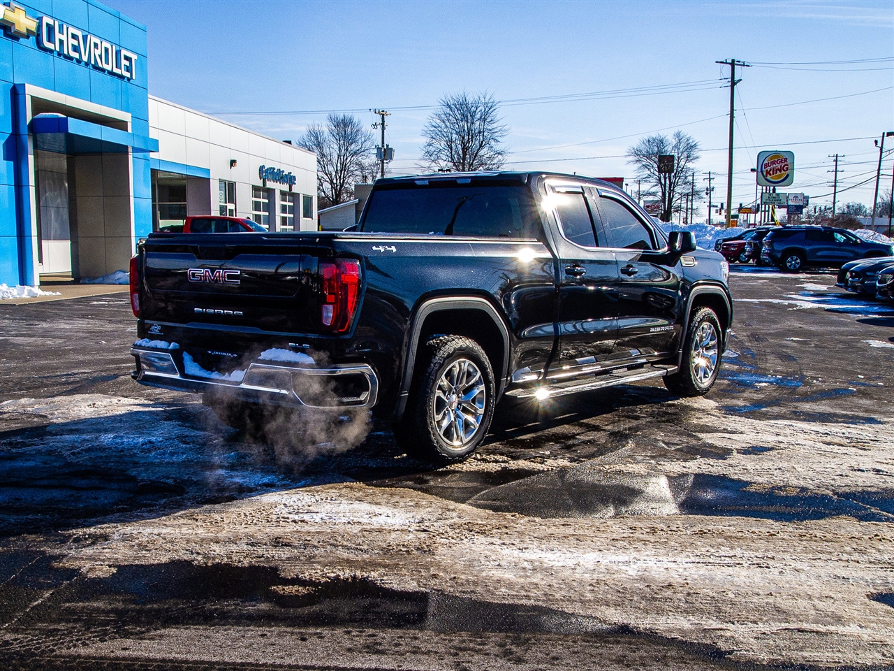 GMC Sierra 1500 Limited 4WD Double Cab 147" SLE 2022