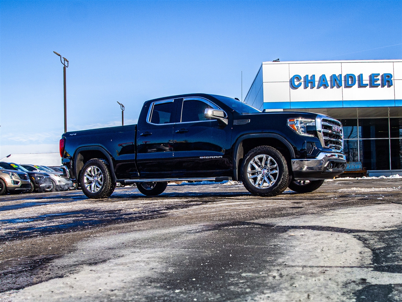 GMC Sierra 1500 Limited 4WD Double Cab 147" SLE 2022