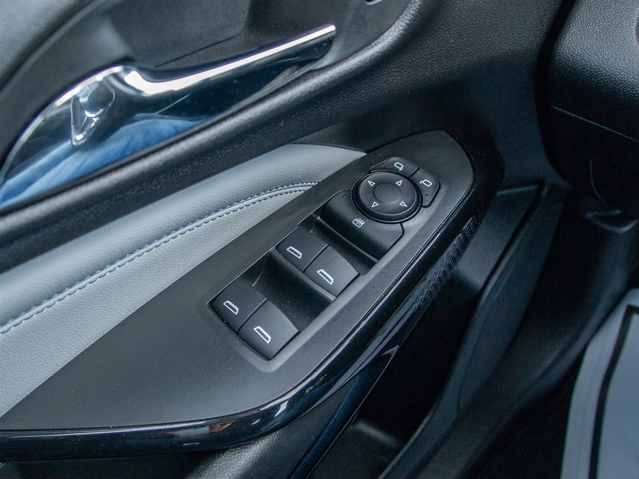 Chevrolet Trax FWD 4dr LT 2025