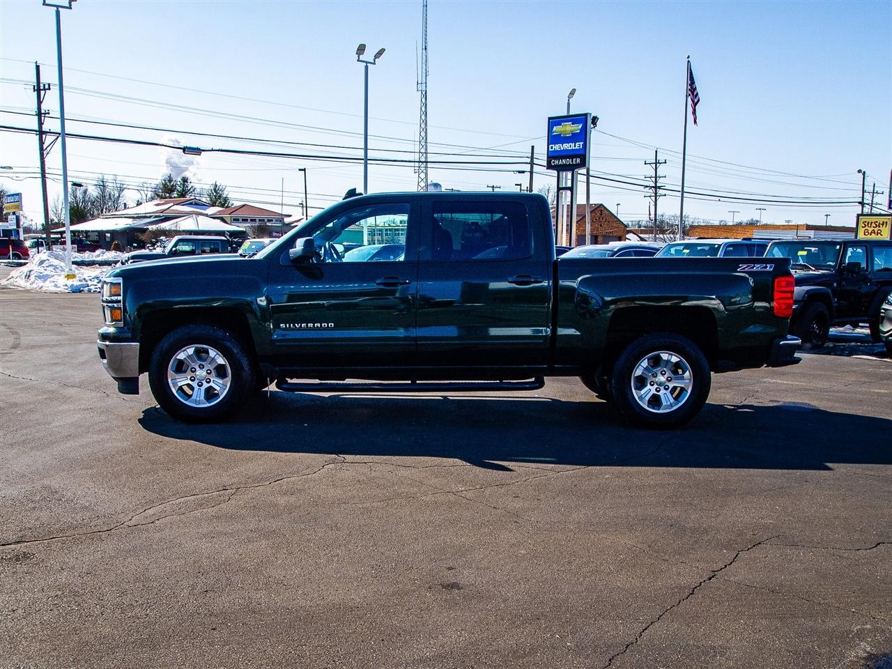 Chevrolet Silverado 1500 2WD Crew Cab 143.5" LT w/2LT 2015