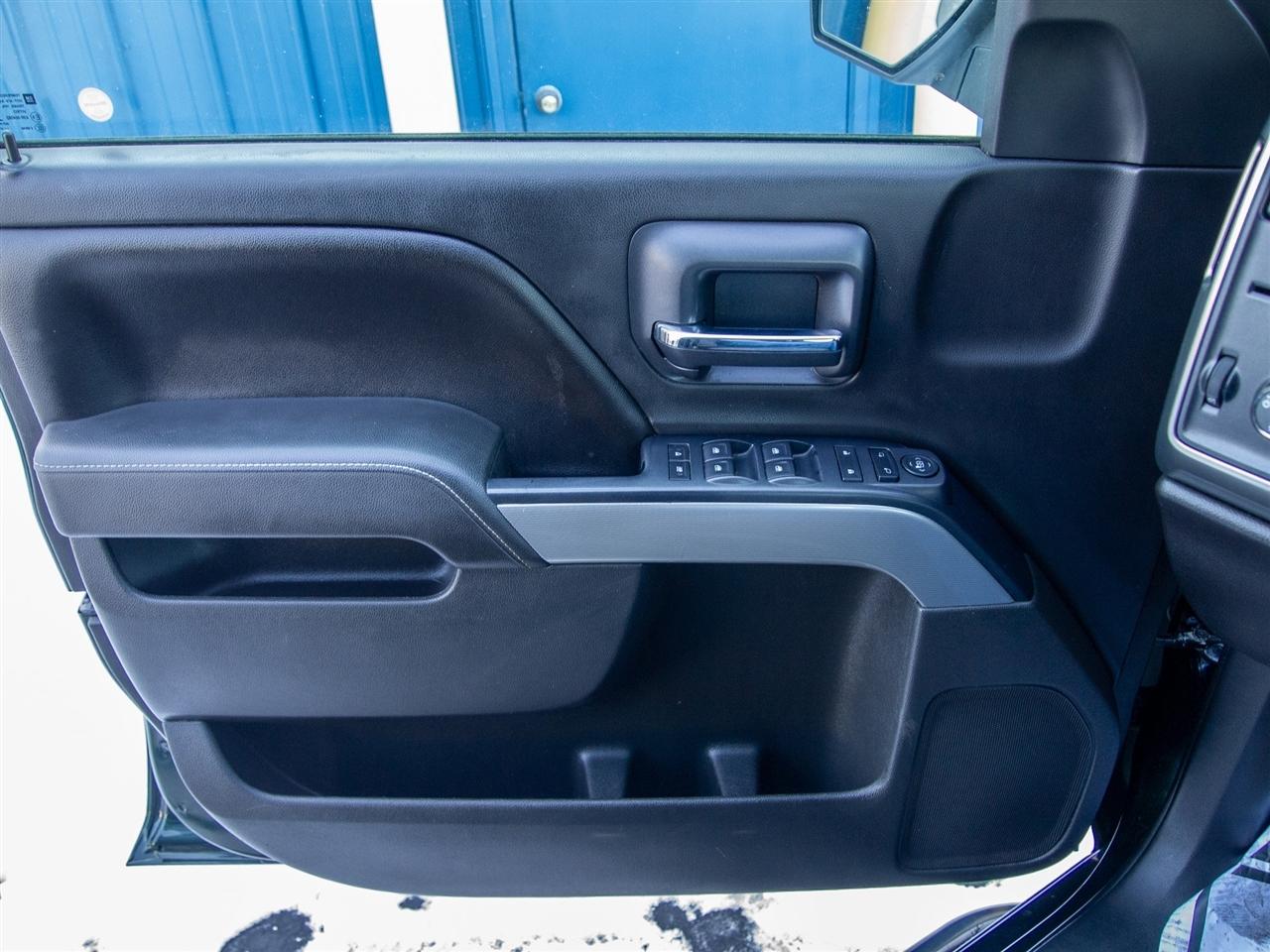 Chevrolet Silverado 1500 2WD Crew Cab 143.5" LT w/2LT 2015