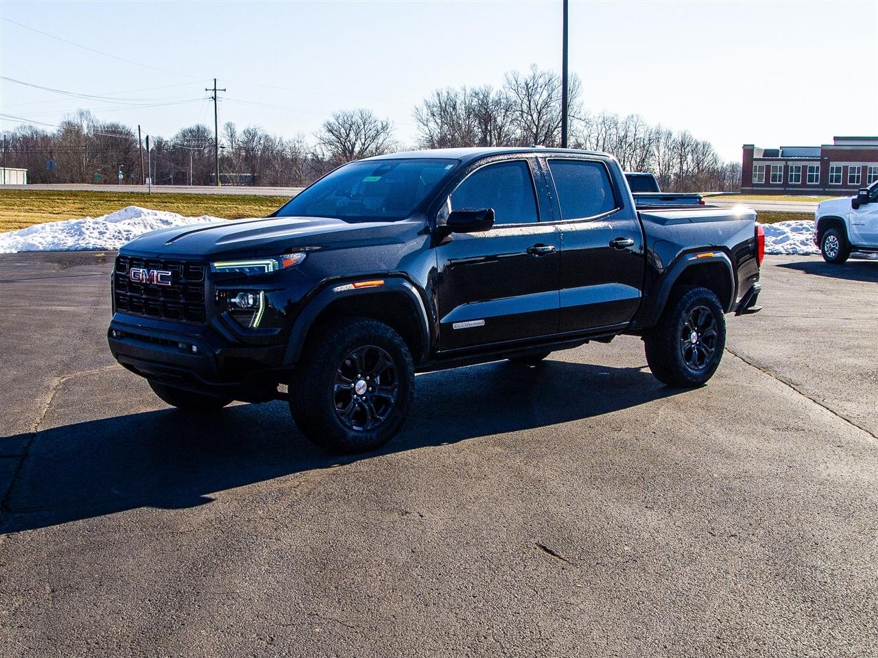 GMC Canyon 2WD Crew Cab Elevation 2023