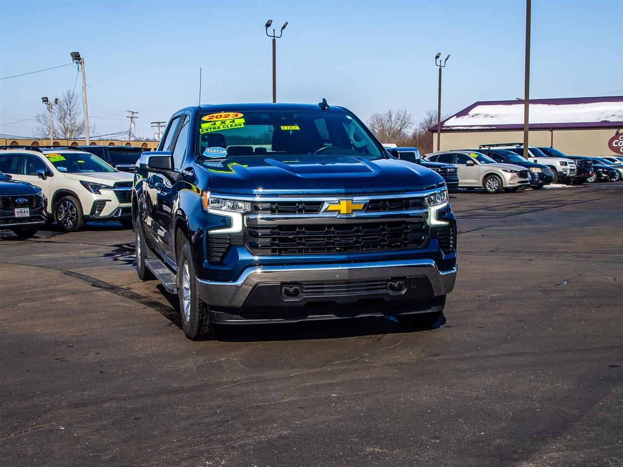 Chevrolet Silverado 1500 4WD Crew Cab 157" LT 2023