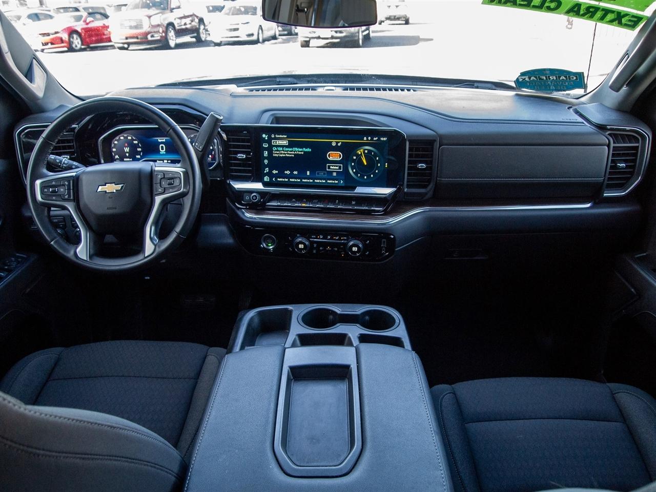 Chevrolet Silverado 1500 4WD Crew Cab 157" LT 2023