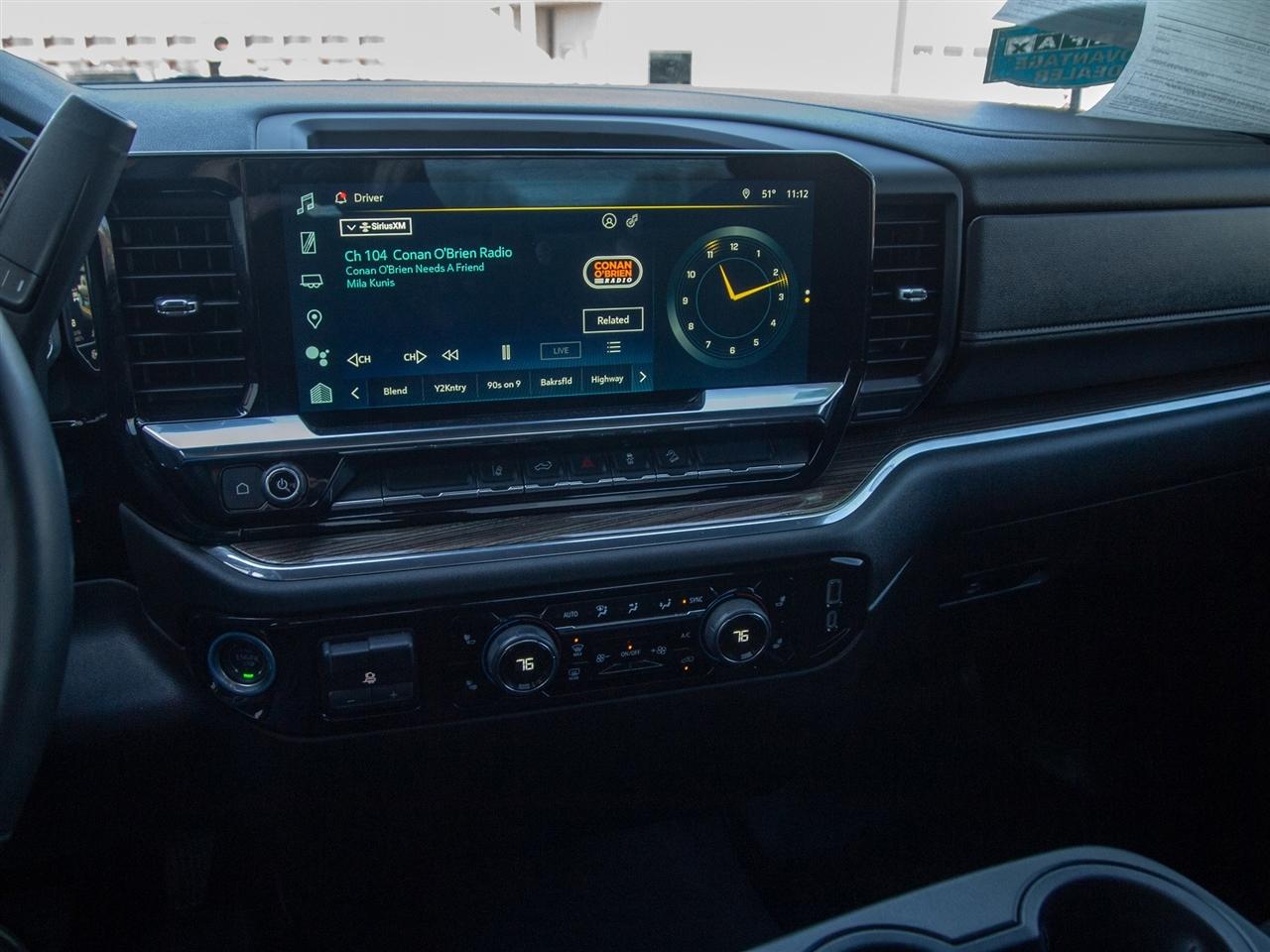 Chevrolet Silverado 2500HD 4WD Reg Cab 142" LT 2025