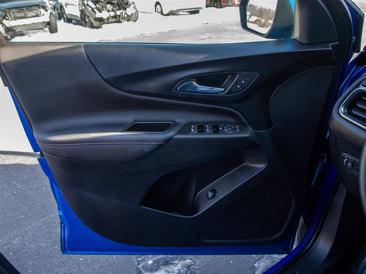 Chevrolet Equinox FWD 4dr RS 2024