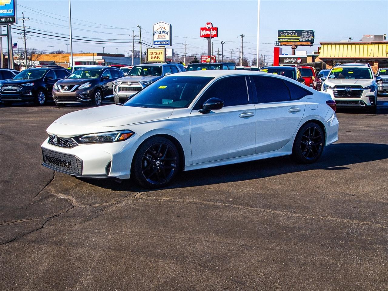 Honda Civic Sedan Sport CVT 2025