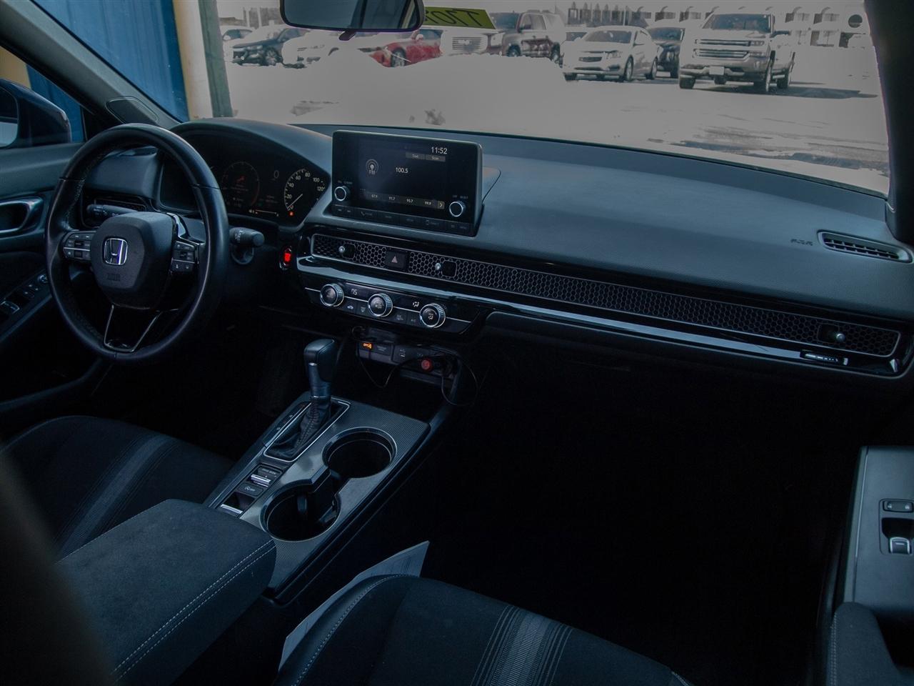 Honda Civic Sedan Sport CVT 2025