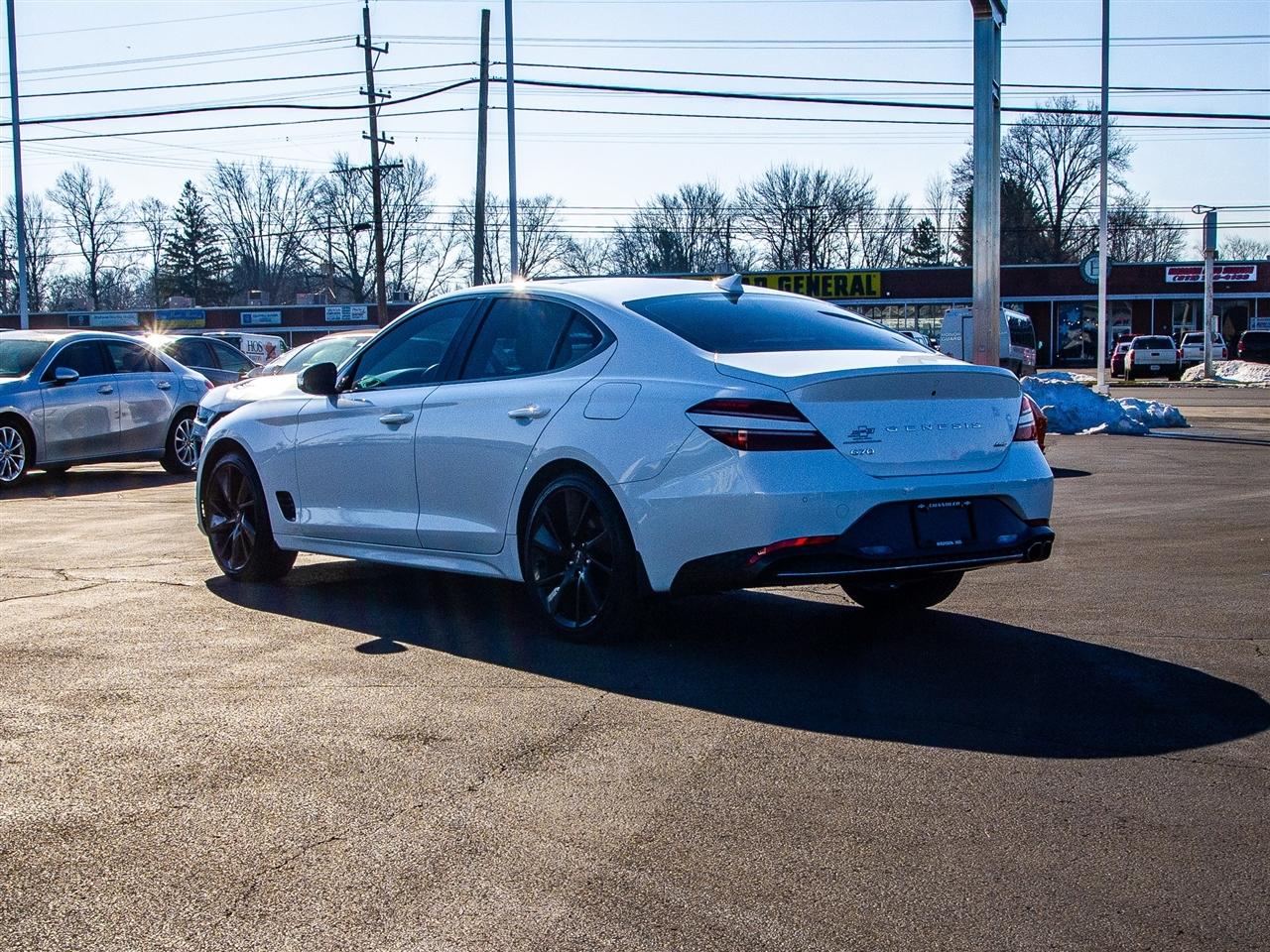 Genesis G70 2.0T AWD 2023