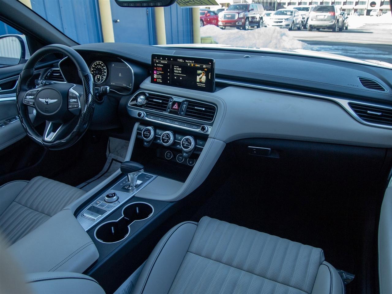 Genesis G70 2.0T AWD 2023