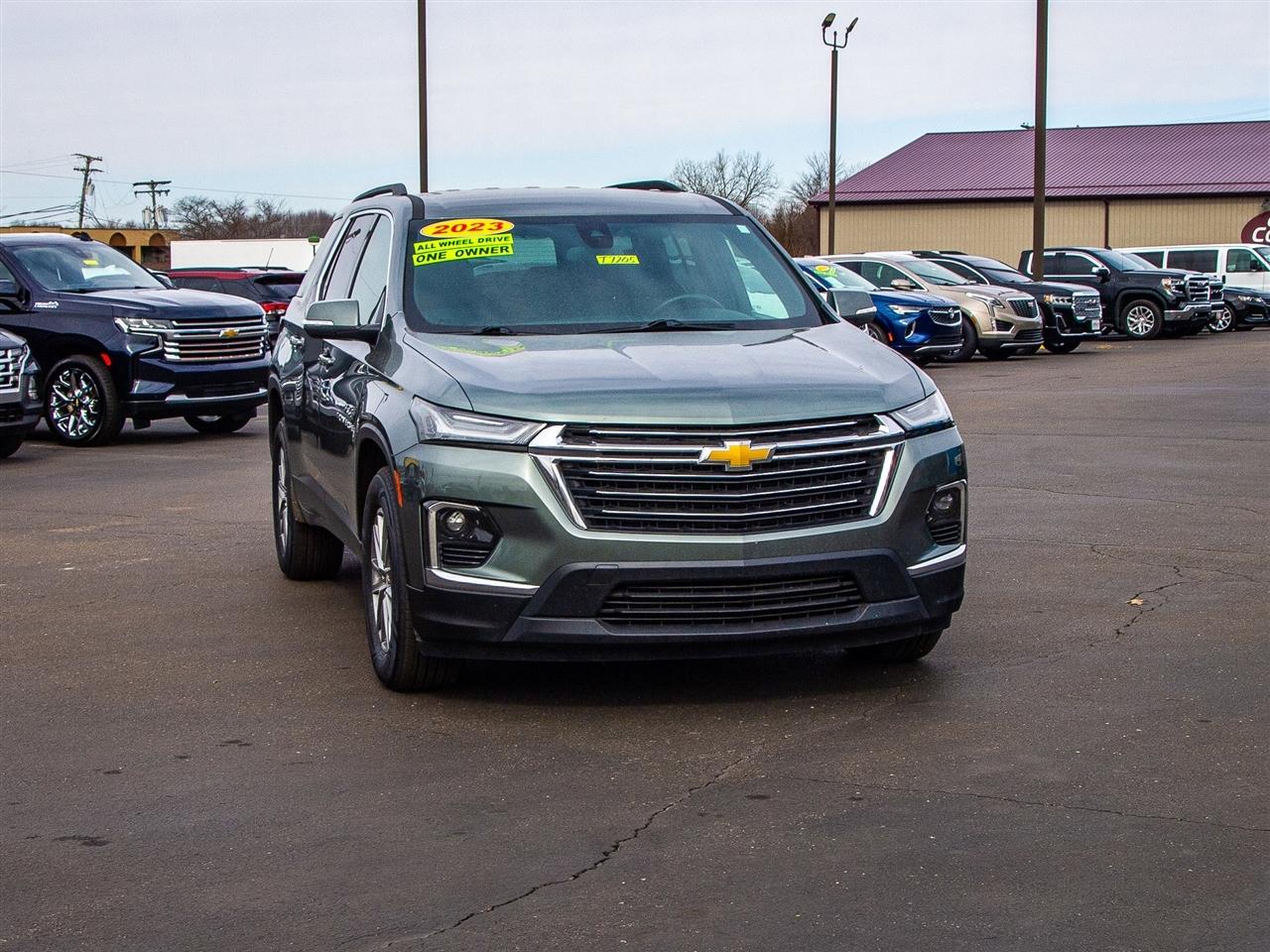Chevrolet Traverse AWD 4dr LT Cloth w/1LT 2023