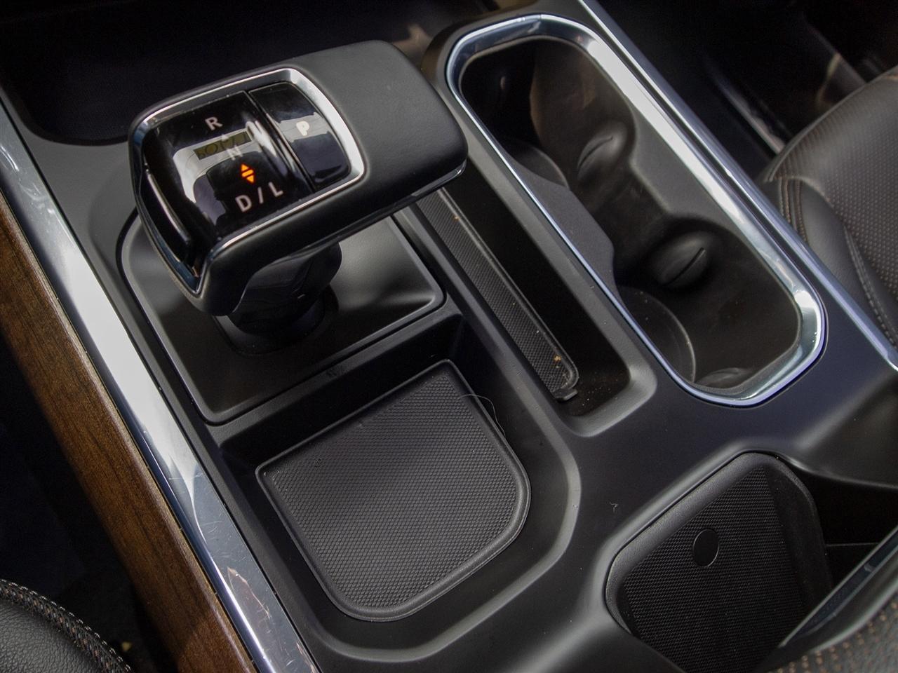 Chevrolet Silverado 1500 4WD Crew Cab 147" High Country 2024