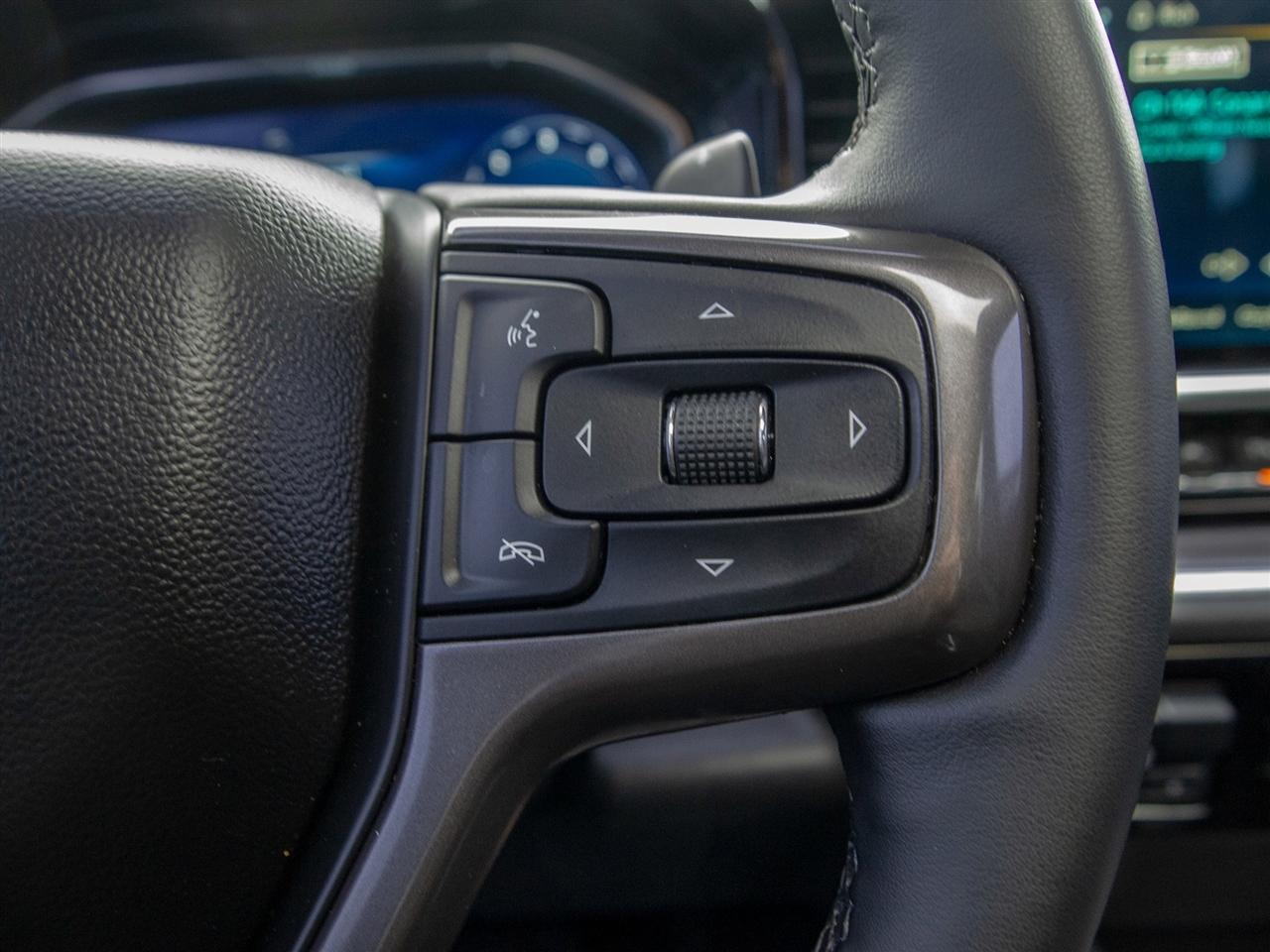 Chevrolet Silverado 1500 4WD Crew Cab 147" High Country 2024