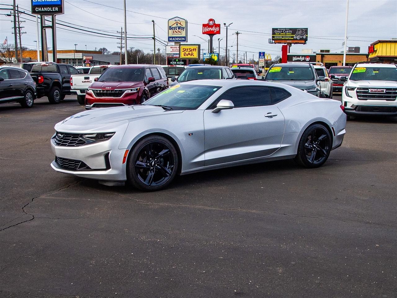 Chevrolet Camaro 2dr Cpe 2LT 2019