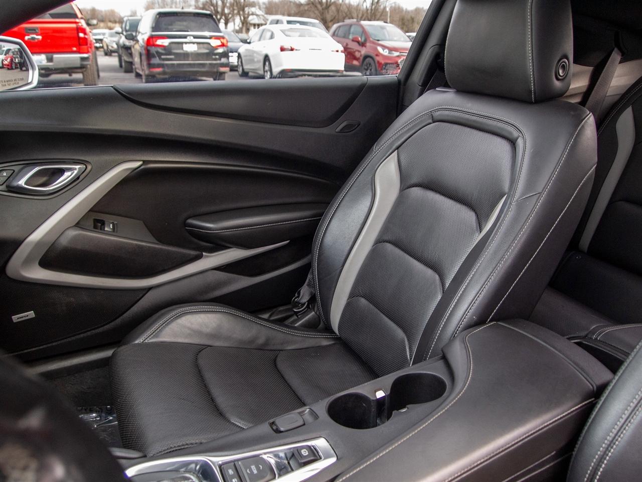 Chevrolet Camaro 2dr Cpe 2LT 2019