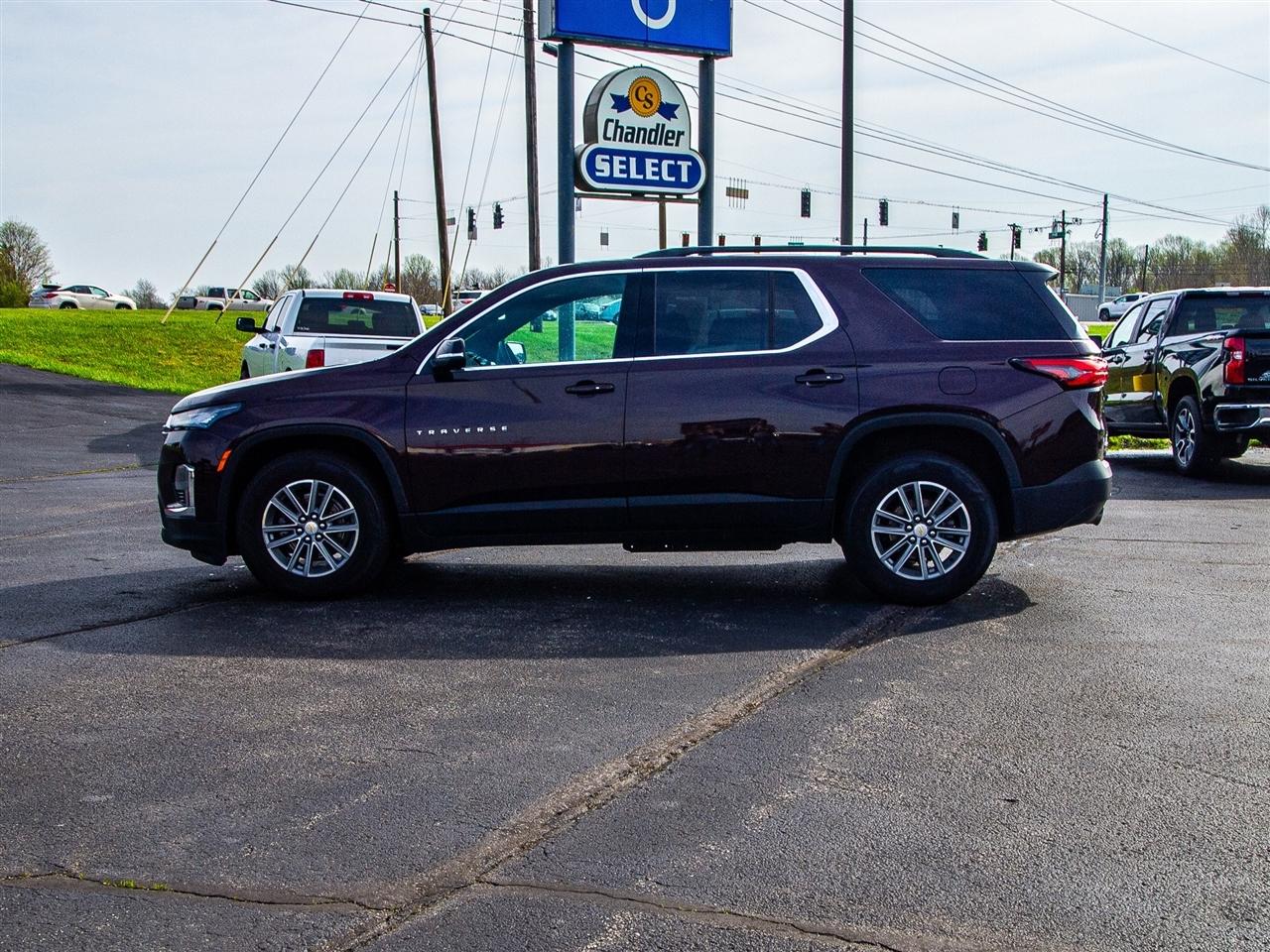 Chevrolet Traverse FWD 4dr LT Cloth w/1LT 2023