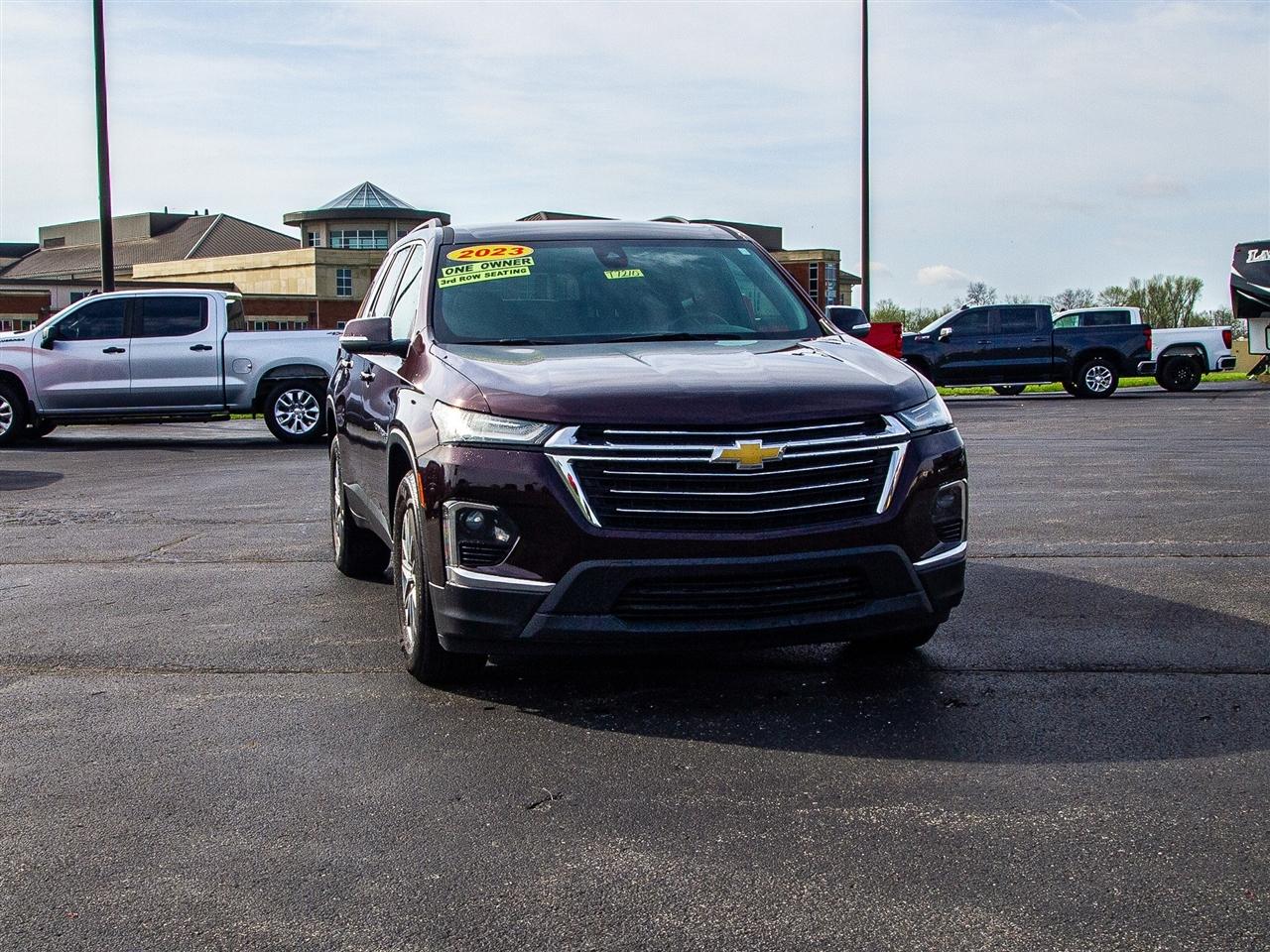 Chevrolet Traverse FWD 4dr LT Cloth w/1LT 2023