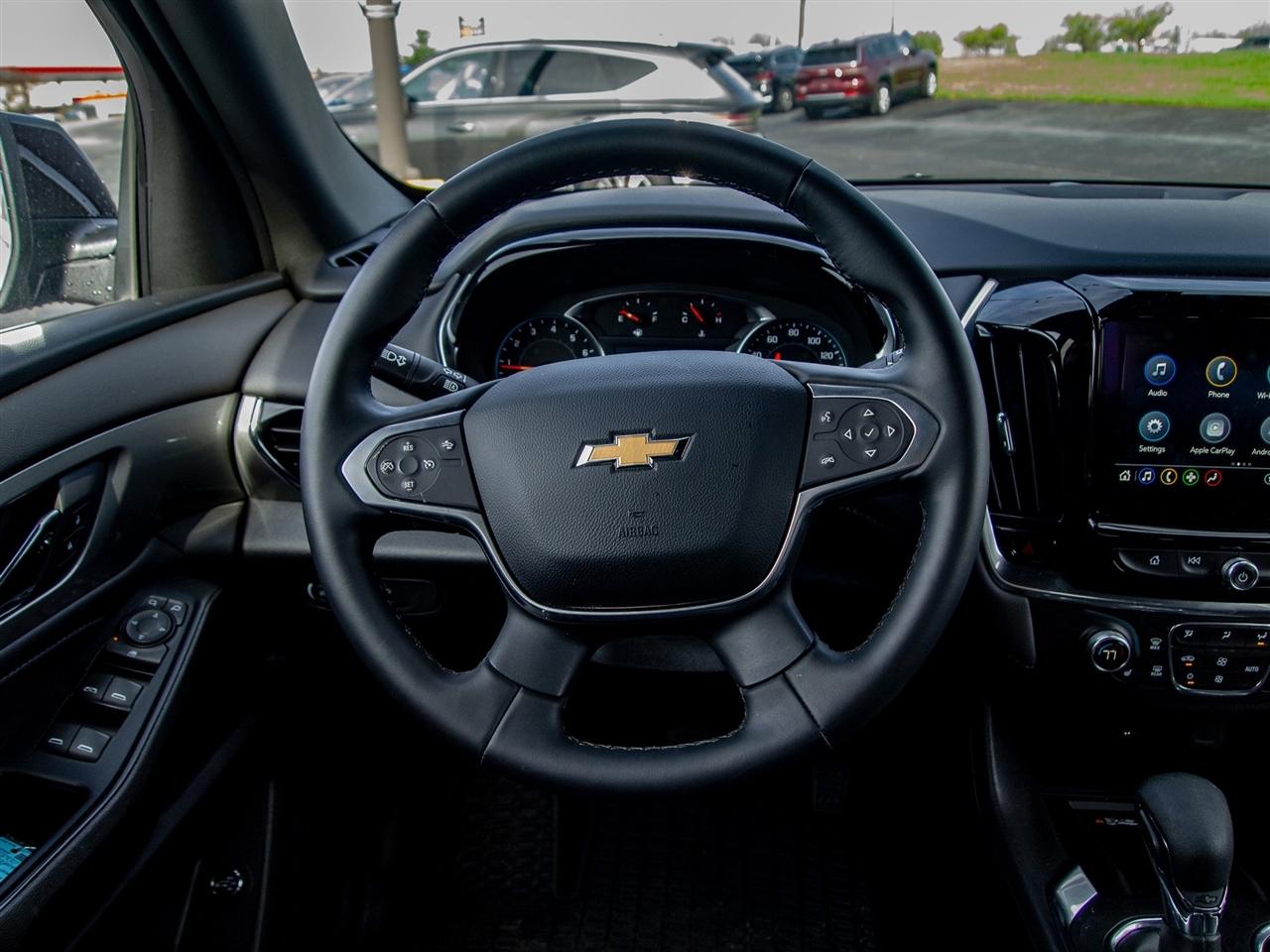 Chevrolet Traverse FWD 4dr LT Cloth w/1LT 2023