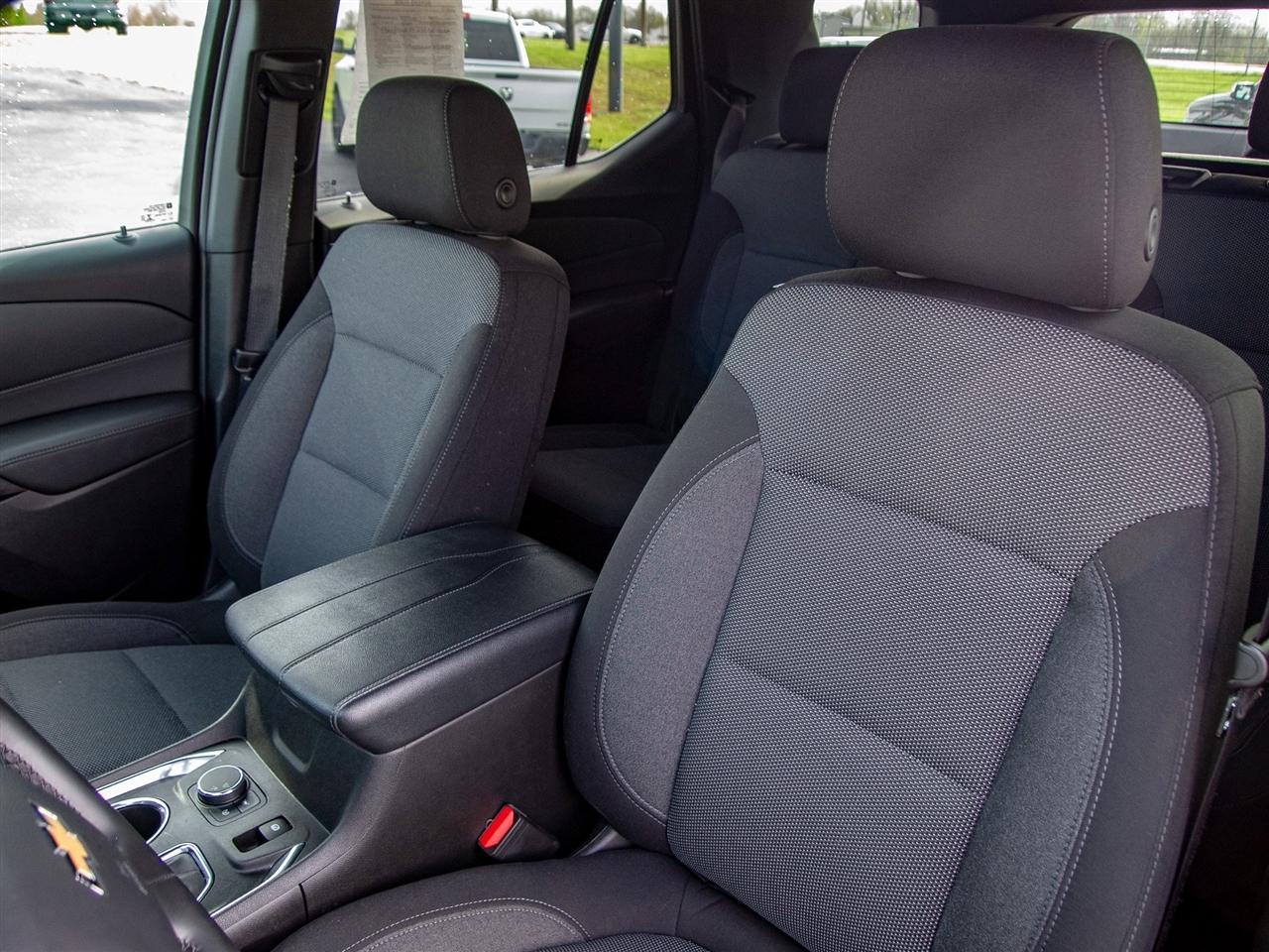 Chevrolet Traverse FWD 4dr LT Cloth w/1LT 2023