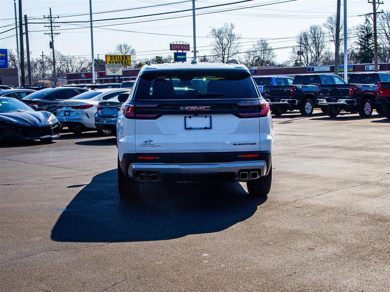 GMC Acadia FWD 4dr Elevation 2025