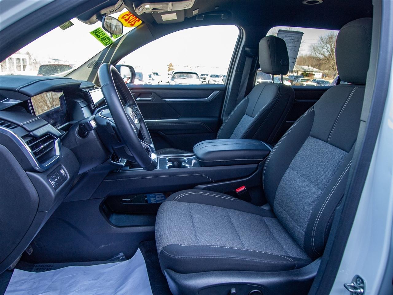 GMC Acadia FWD 4dr Elevation 2025