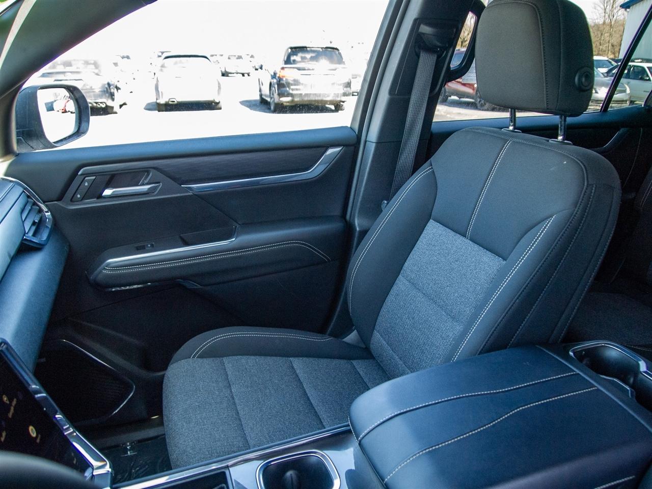 GMC Acadia FWD 4dr Elevation 2025