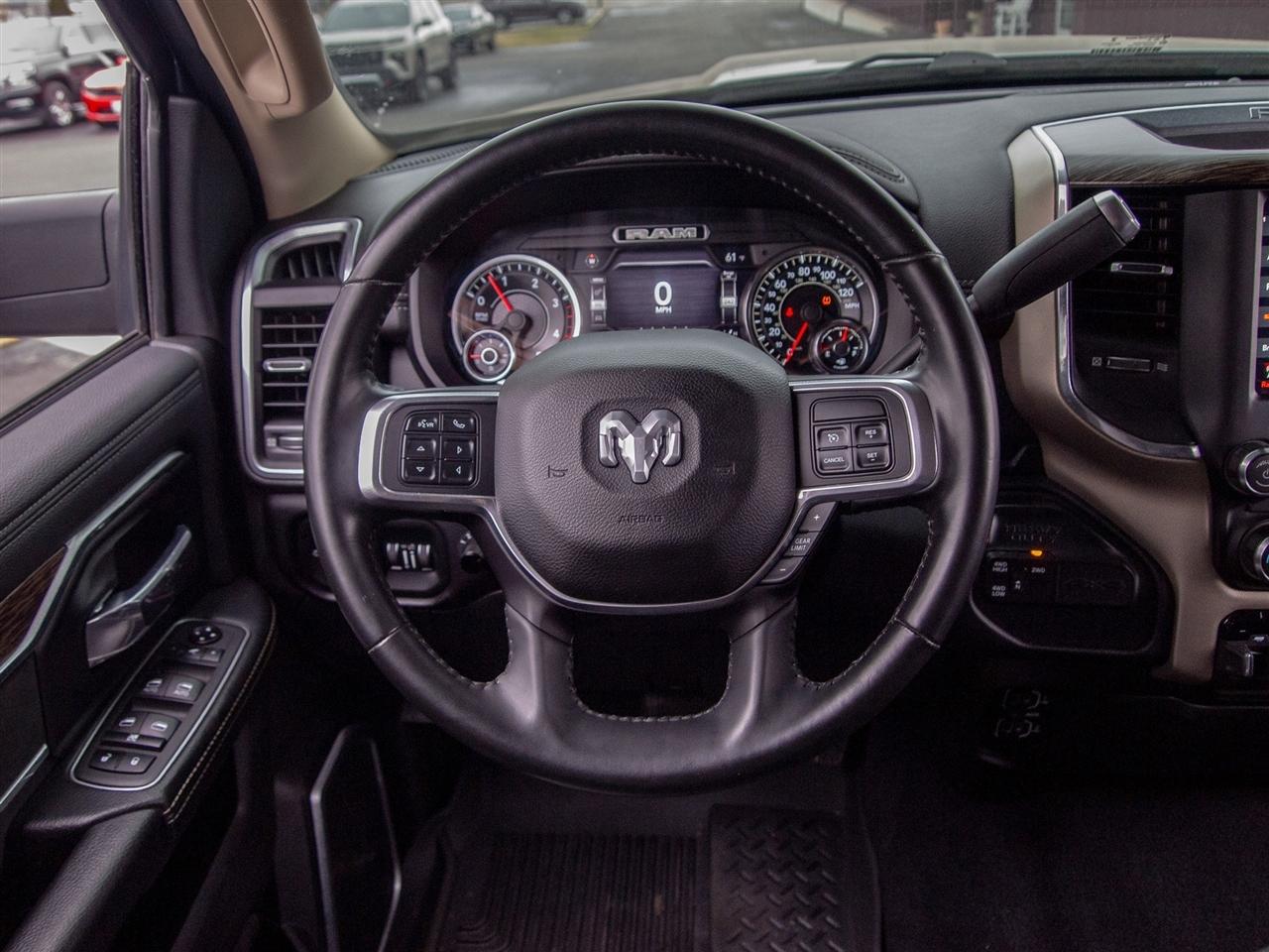 RAM 2500 Laramie 4x4 Crew Cab 6'4" Box 2021