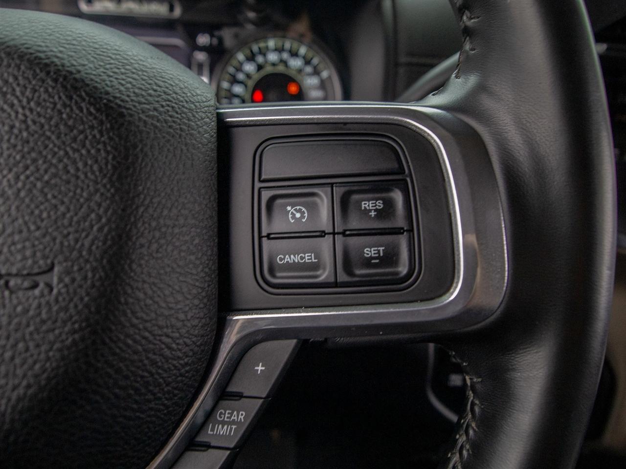 RAM 2500 Laramie 4x4 Crew Cab 6'4" Box 2021