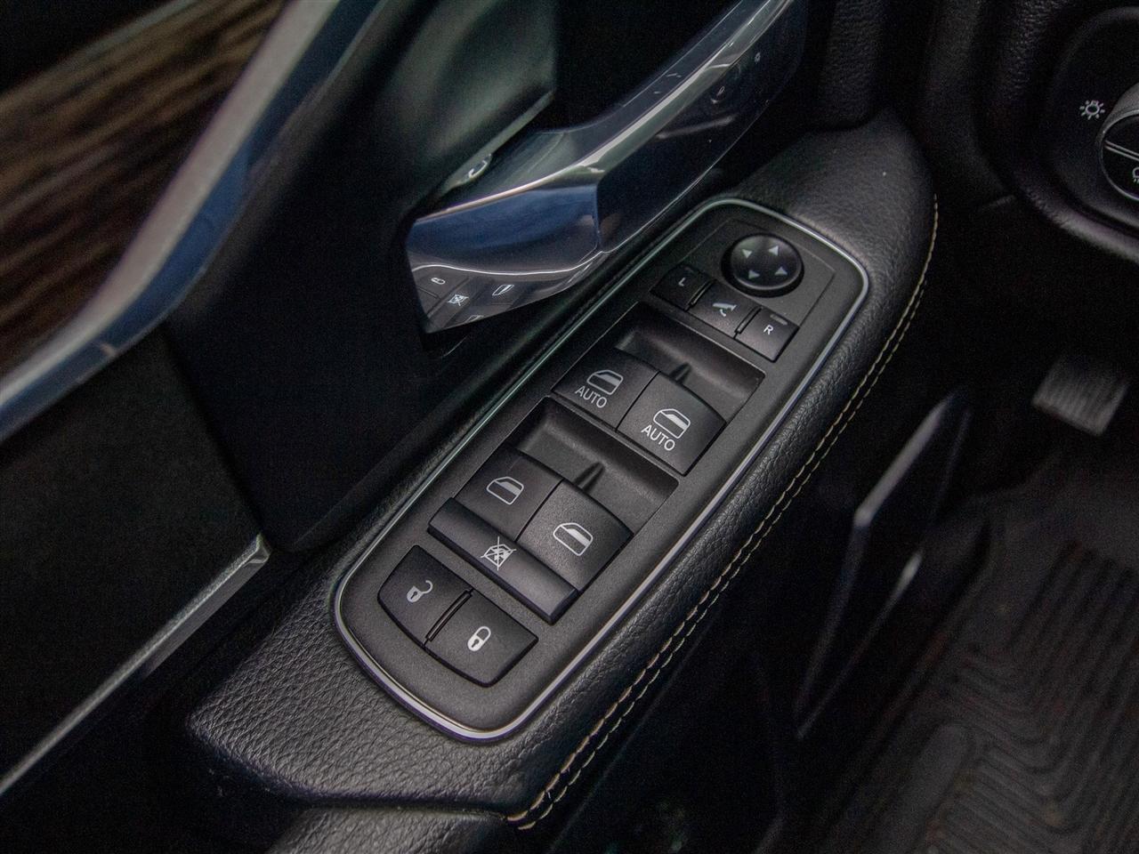 RAM 2500 Laramie 4x4 Crew Cab 6'4" Box 2021