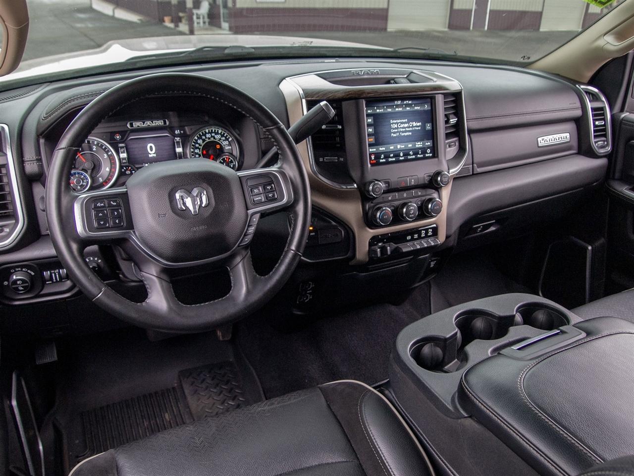 RAM 2500 Laramie 4x4 Crew Cab 6'4" Box 2021