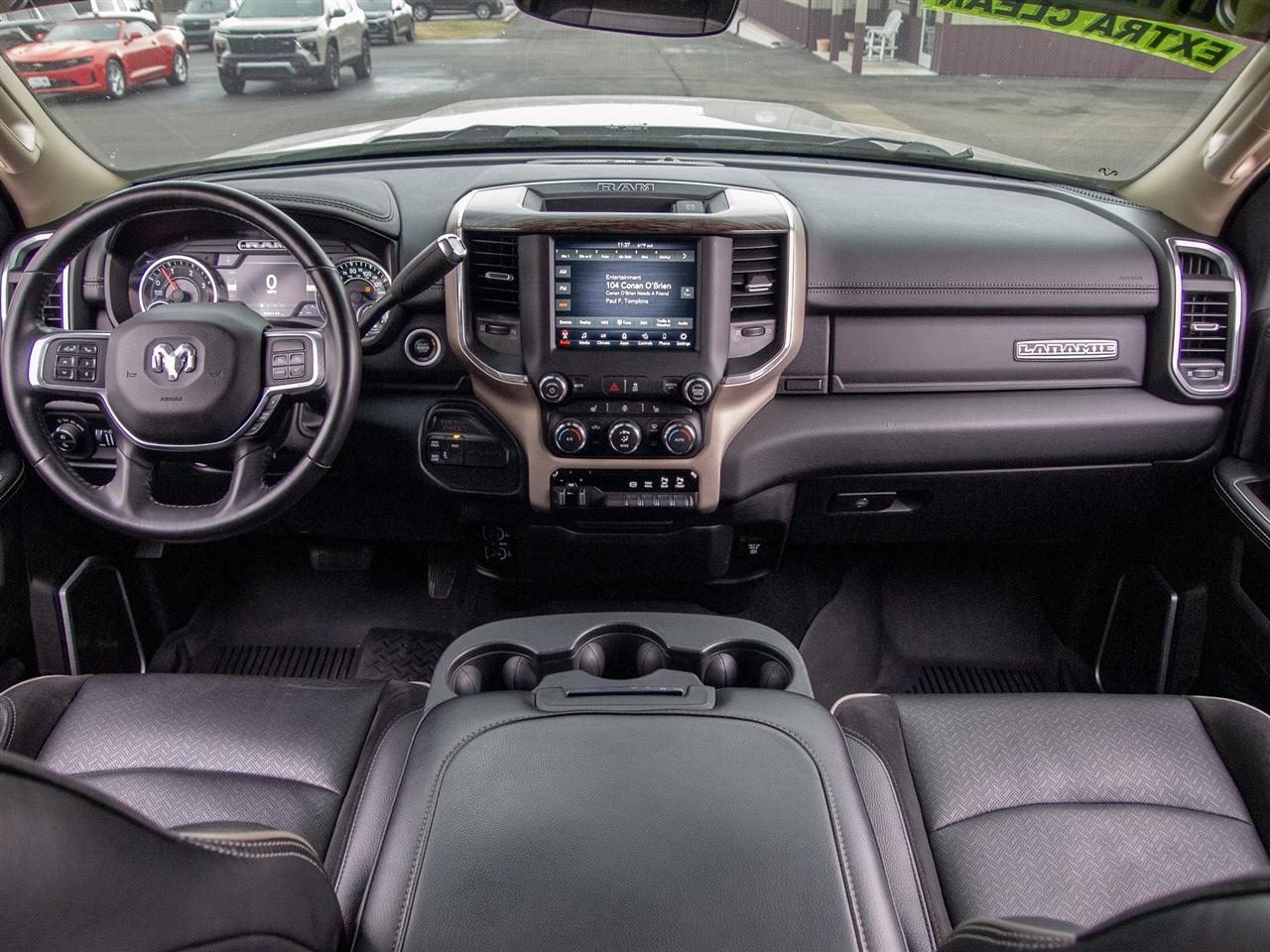 RAM 2500 Laramie 4x4 Crew Cab 6'4" Box 2021