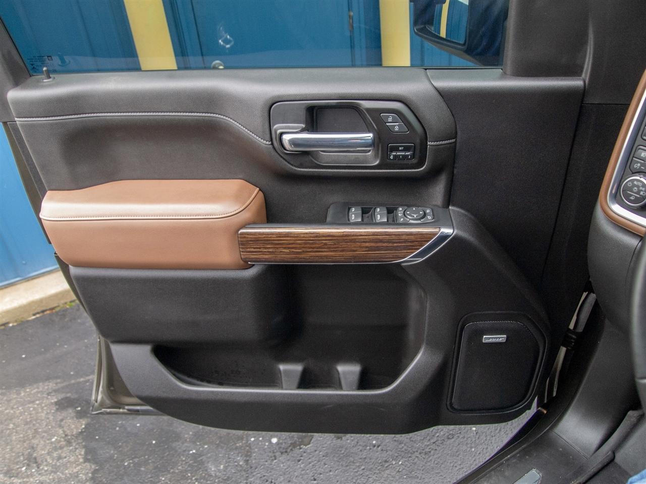 Chevrolet Silverado 3500HD 4WD Crew Cab 159" High Country 2023