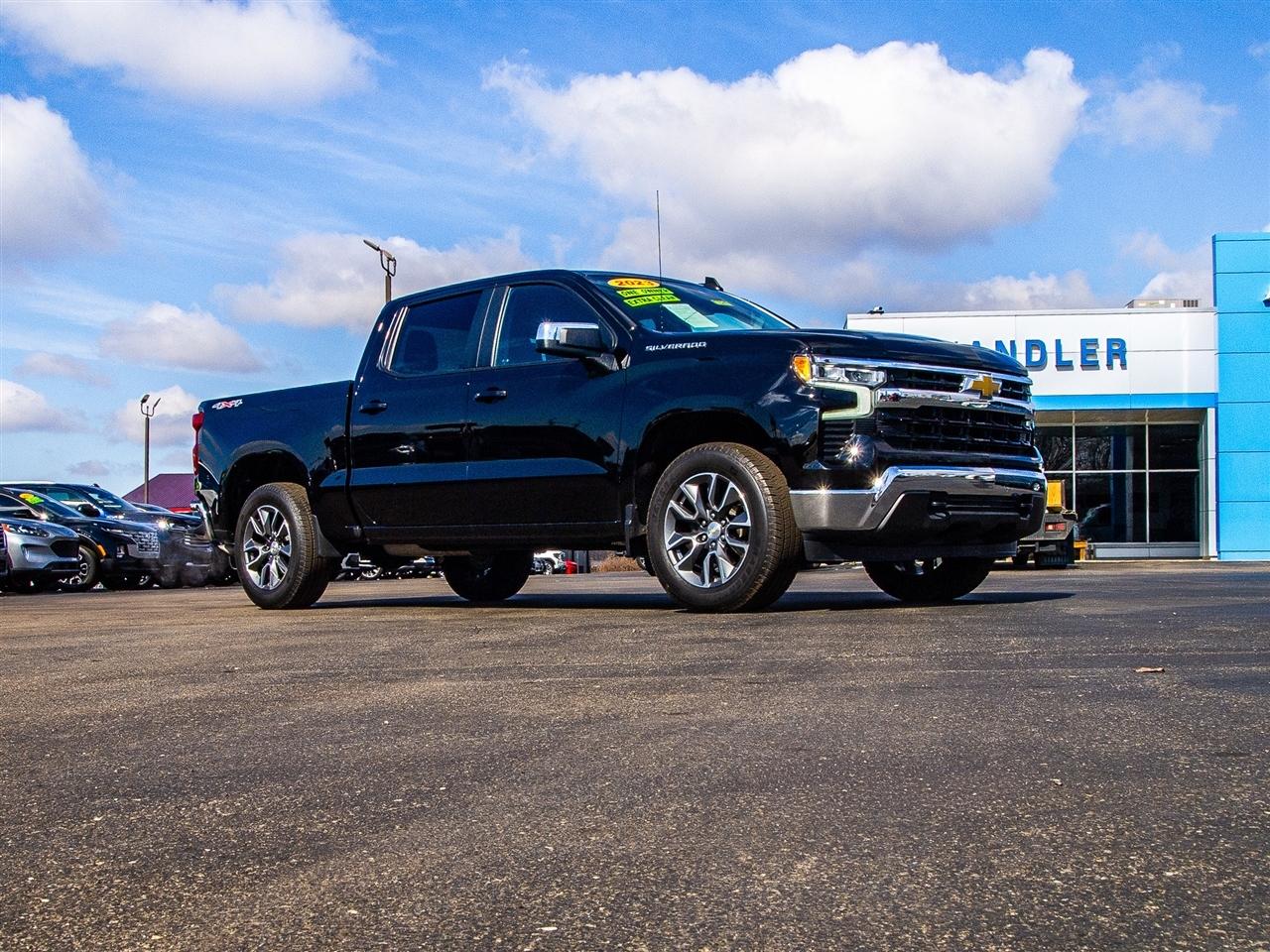 Chevrolet Silverado 1500 4WD Crew Cab 147" LT w/2FL 2023