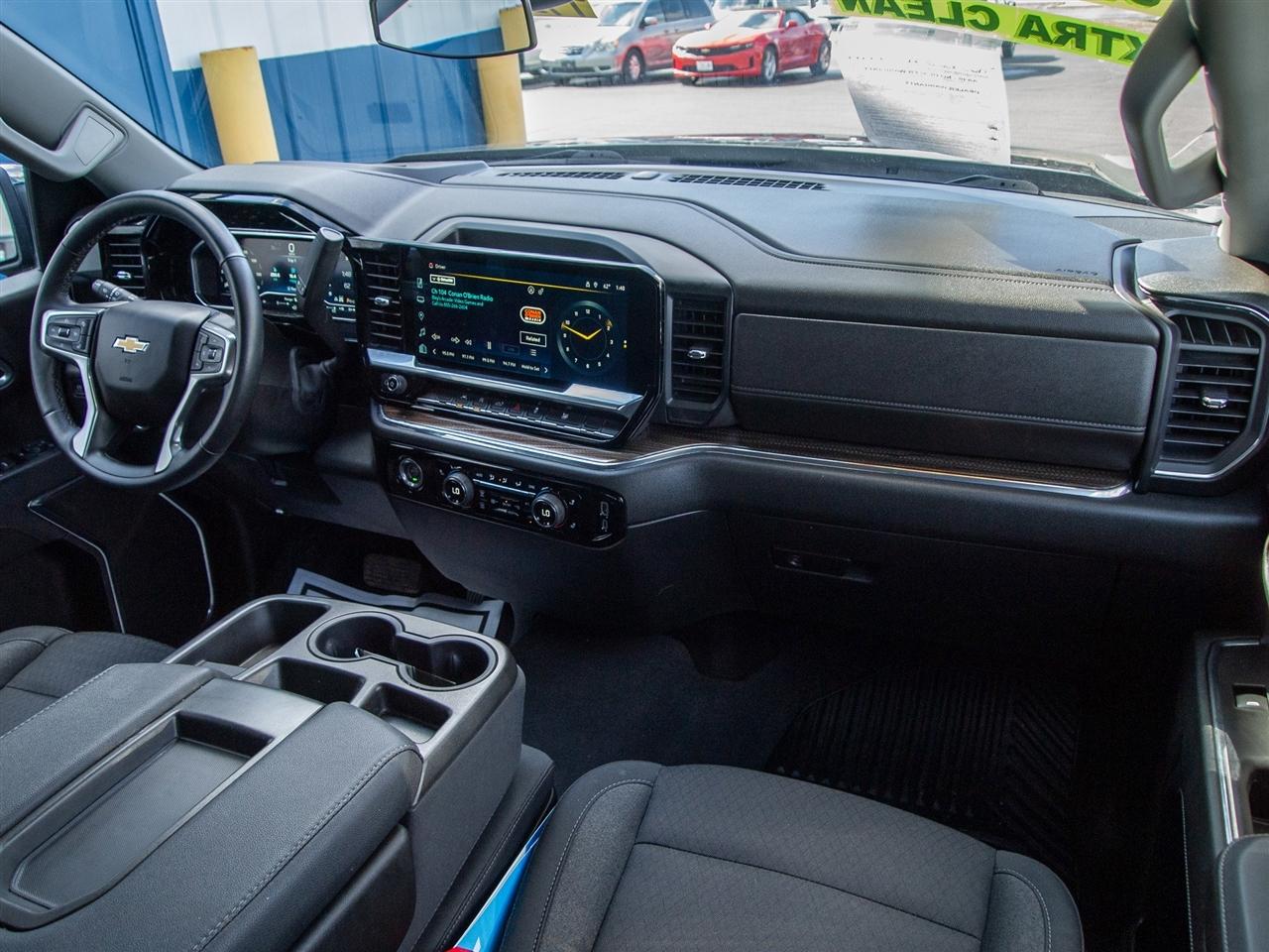 Chevrolet Silverado 1500 4WD Crew Cab 147" LT w/2FL 2023