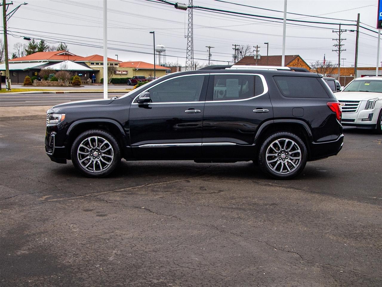 GMC Acadia AWD 4dr Denali 2022