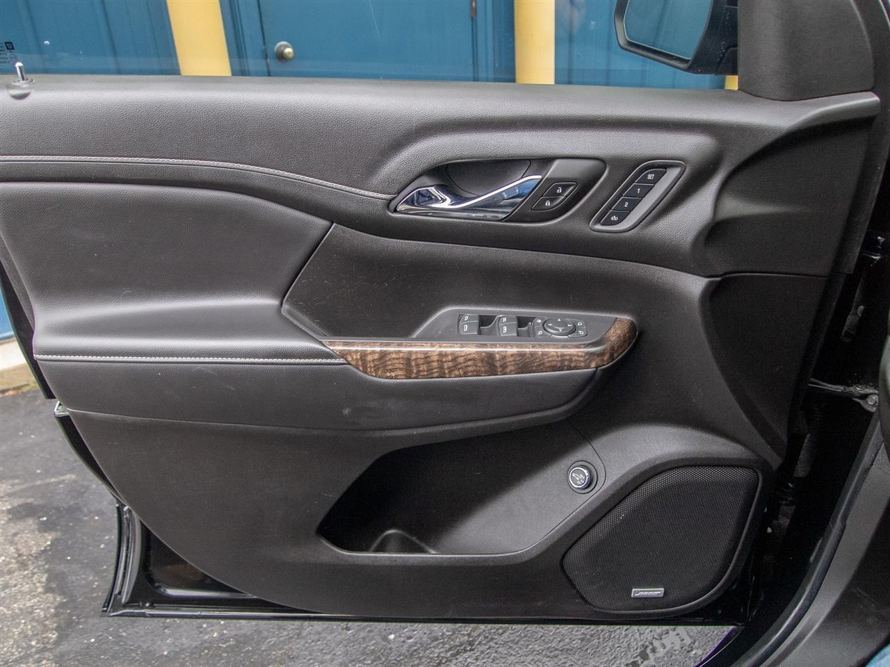 GMC Acadia AWD 4dr Denali 2022