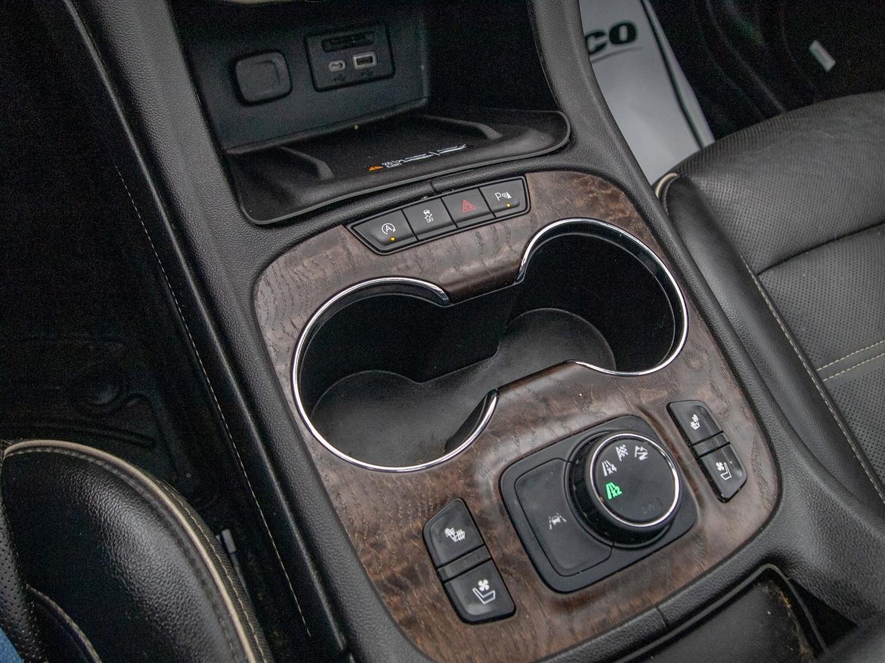 GMC Acadia AWD 4dr Denali 2022