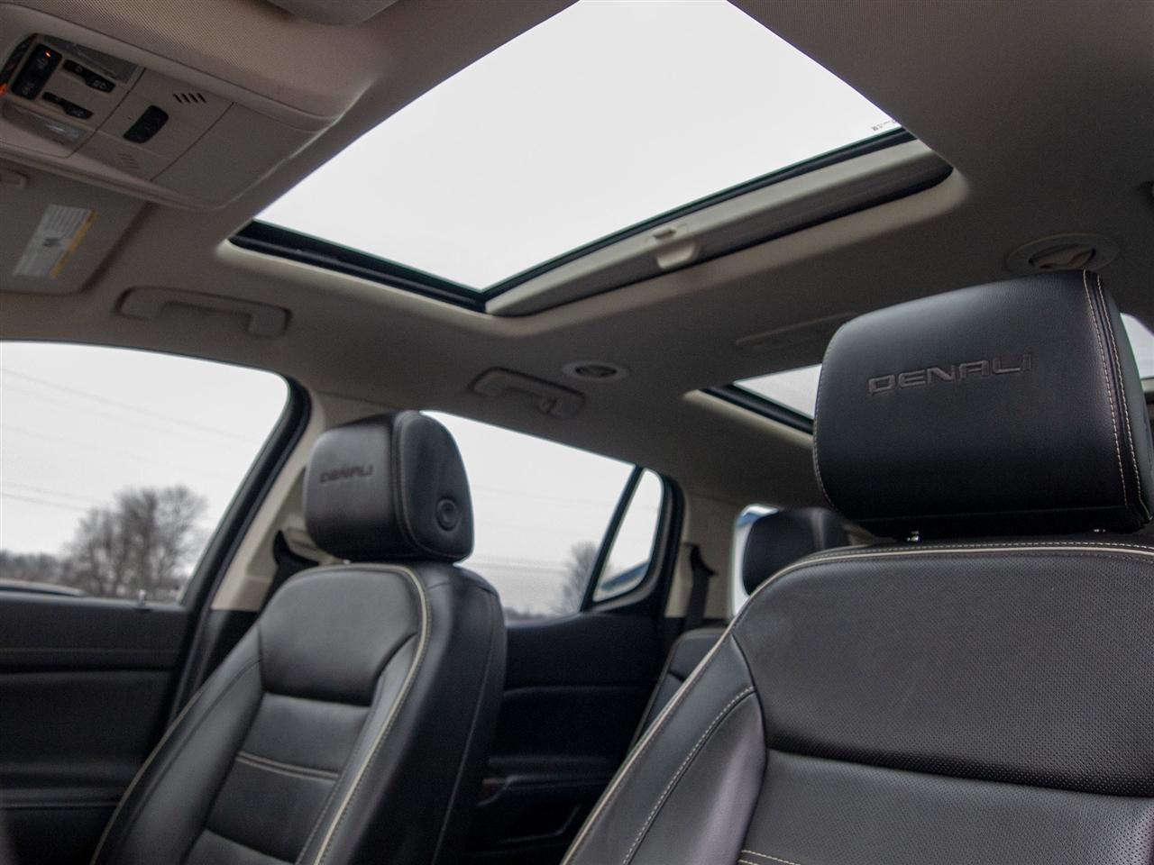 GMC Acadia AWD 4dr Denali 2022