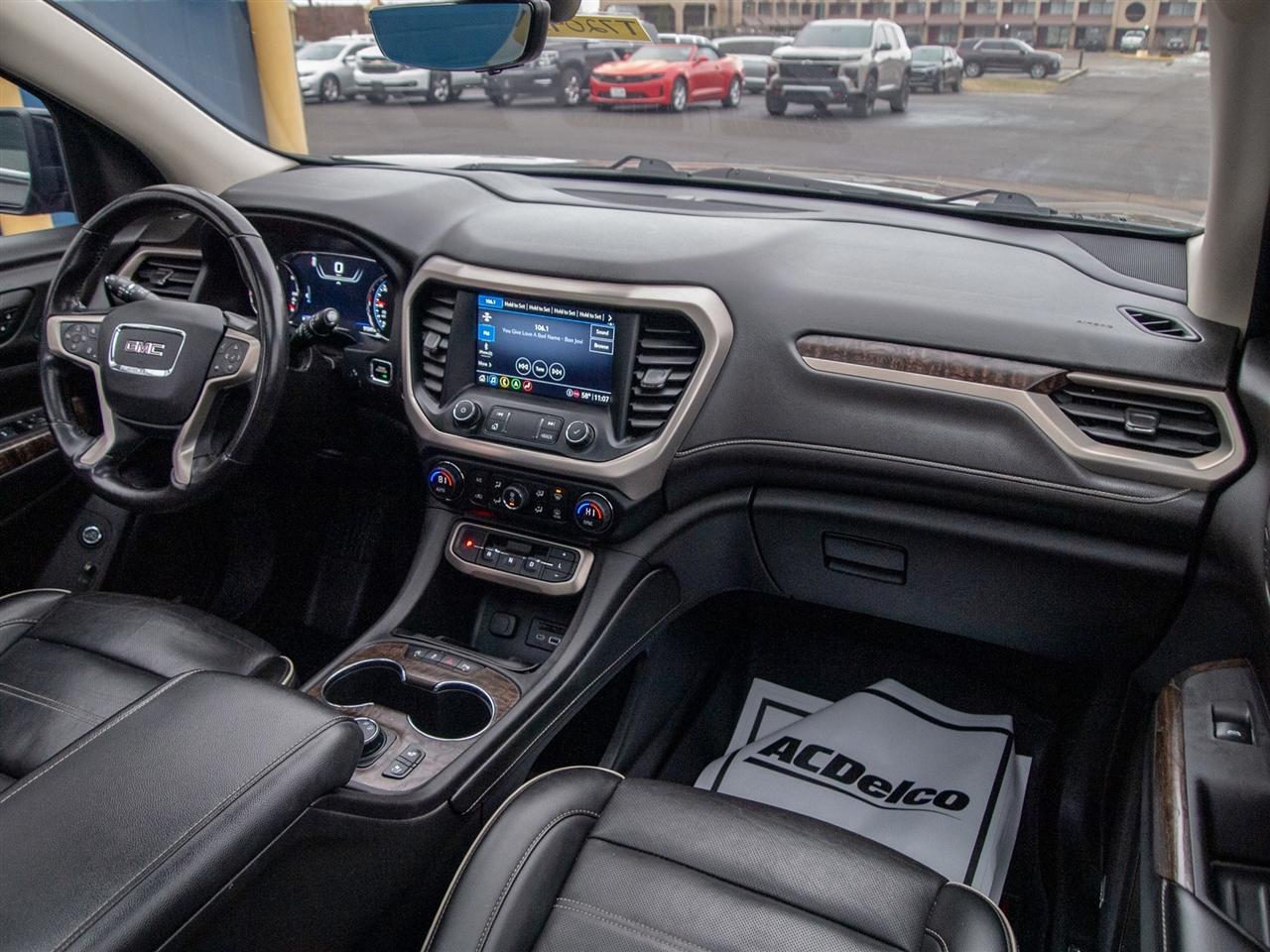 GMC Acadia AWD 4dr Denali 2022