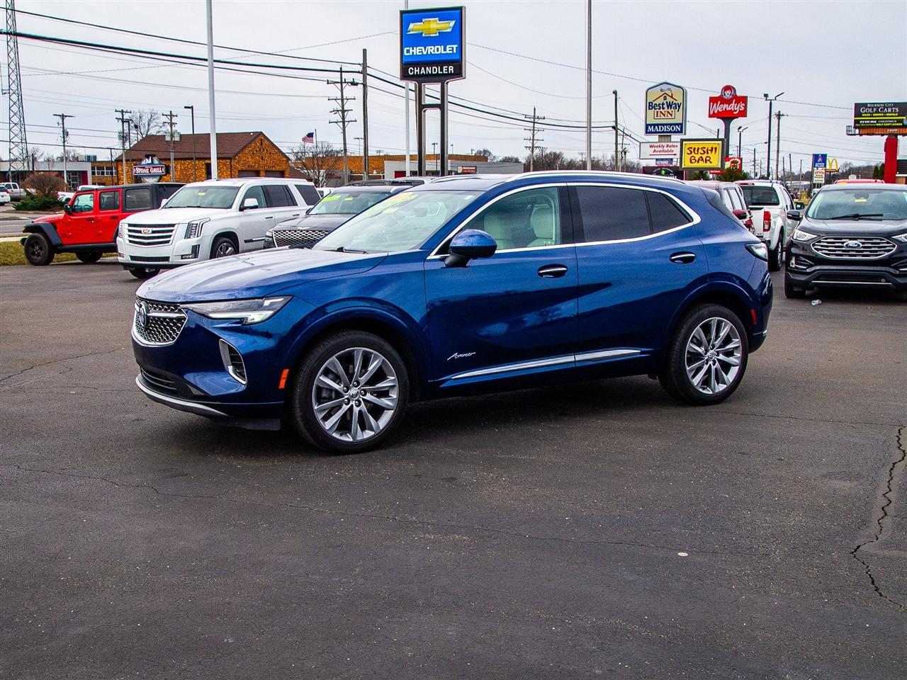 Buick Envision FWD 4dr Avenir 2023